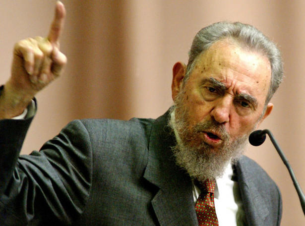 Obama karze Castro za brak reform na Kubie