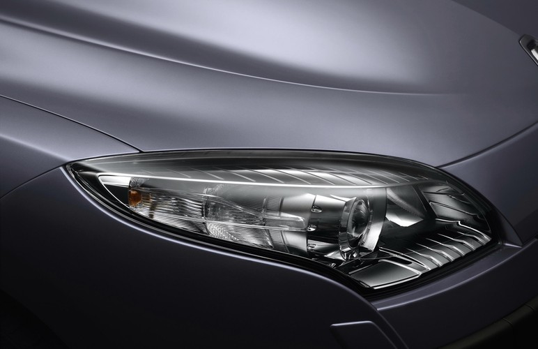 Ostre spojrzenie dodaje smaku nowej 'megance'