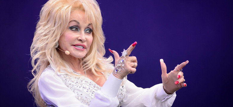 Dolly Parton: wcale nie taka głupia blondynka