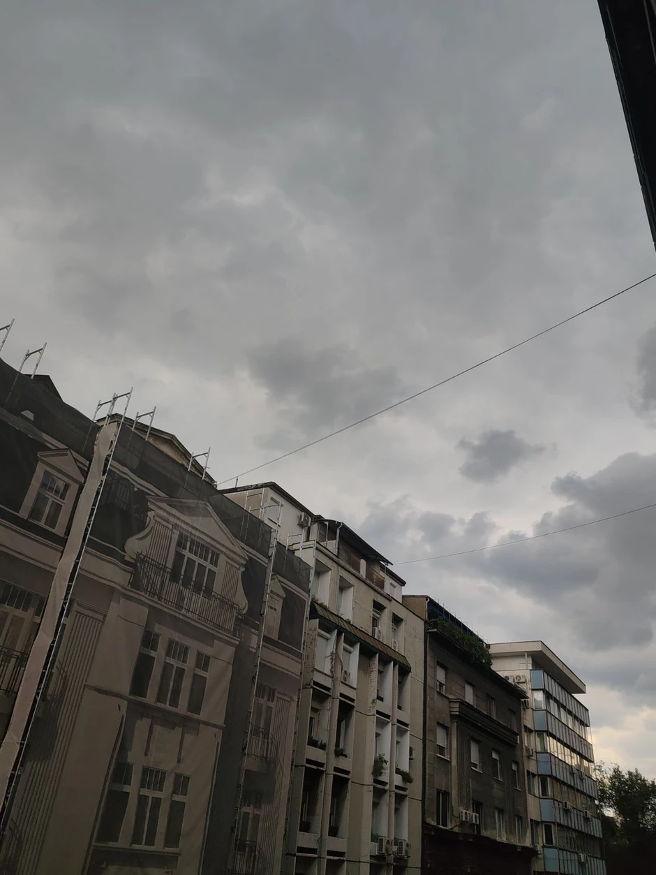 Smračilo se u Beogradu u trenutku