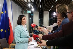 Komisja ds. Pegasusa. Czy przewodnicząca Sroka będzie odwołana? Trela odpowiada