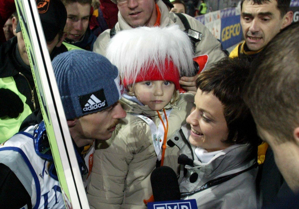 Adam Małysz z żoną Izabelą i córką Karolią (2004)