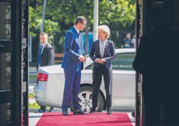 prawica odrzuciła safe, zanim program powstał