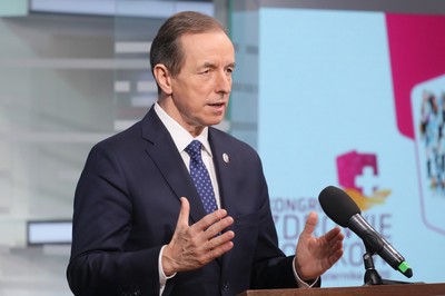 Grodzki: Trzeba było nie marnować czasu i nie opowiadać, że koronawirus jest w odwrocie