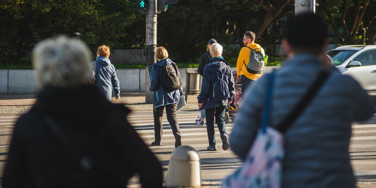 Osób z emeryturą niższą niż minimalna (ok. 1060 zł na rękę) jest w Polsce 365 tys. To 15-krotnie więcej niż dziesięć lat temu.