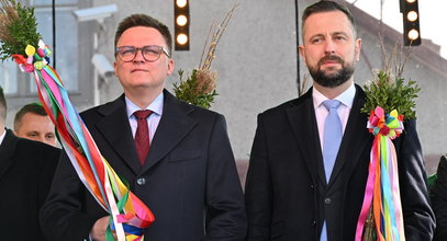 Hołownia i Kosiniak-Kamysz pojawili się z palmami. Przy zwycięzcy wyglądali biednie