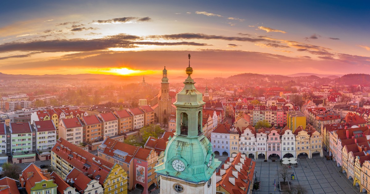 Byłe miasta wojewódzkie - rozpoznasz je na zdjęciach? - Podróże