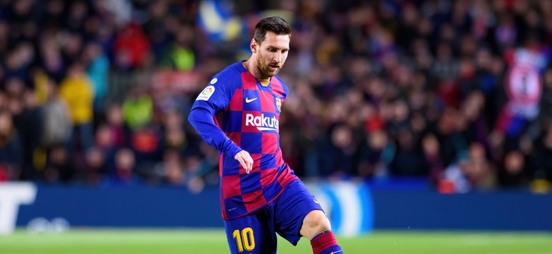 Barca traci dystans do Realu, Messi wstrzymał negocjacje