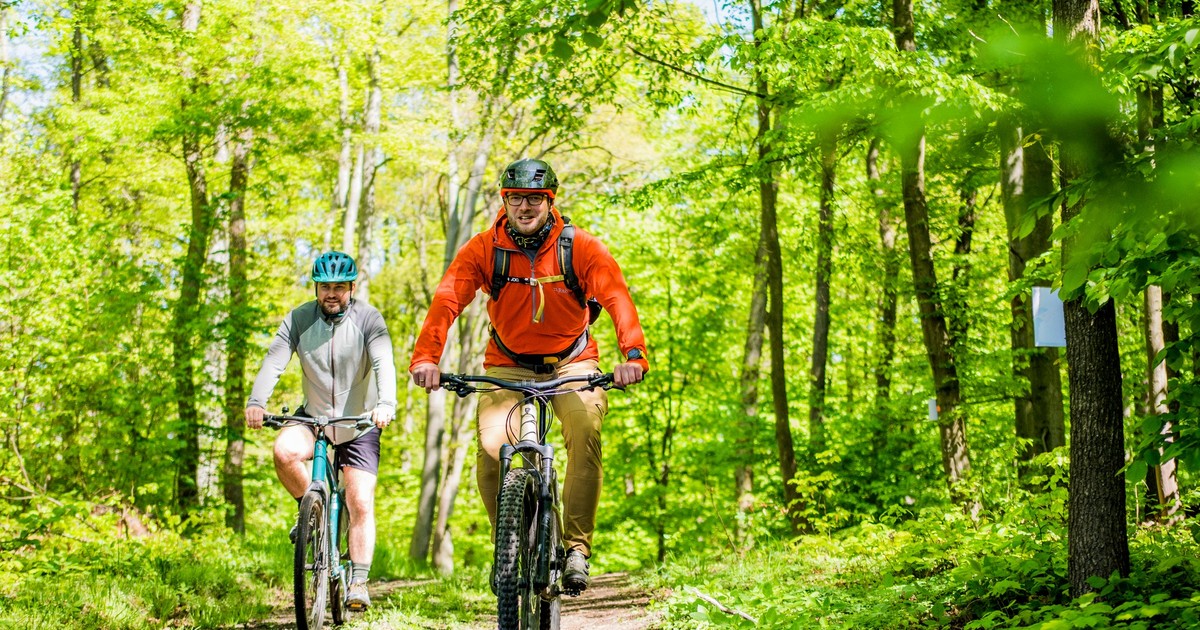 Na rowerach i na nogach. Aktywna wiosna w Henrykowie!