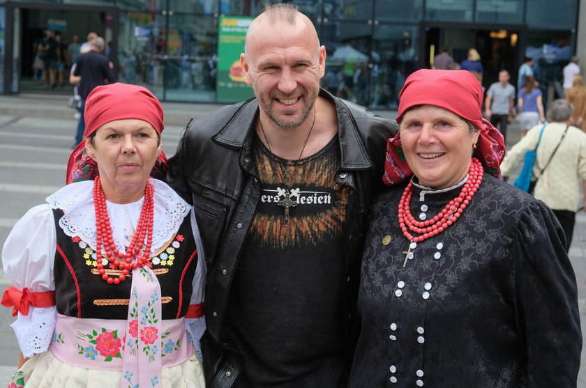 Katowice. Spotkanie ludzi w śląskich strojach zorganizowane przez Związek Górnośląski