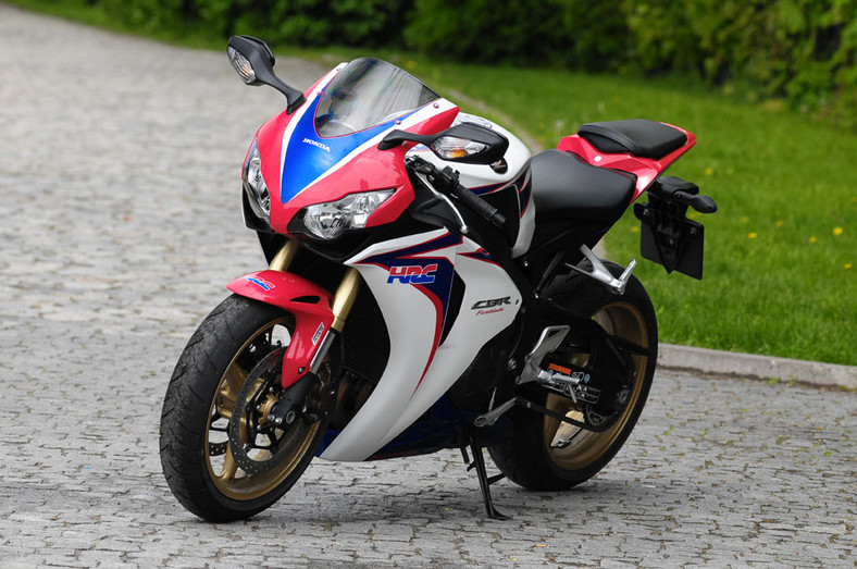 Ścigacz do jazdy na co dzień - Honda CBR 1000RR