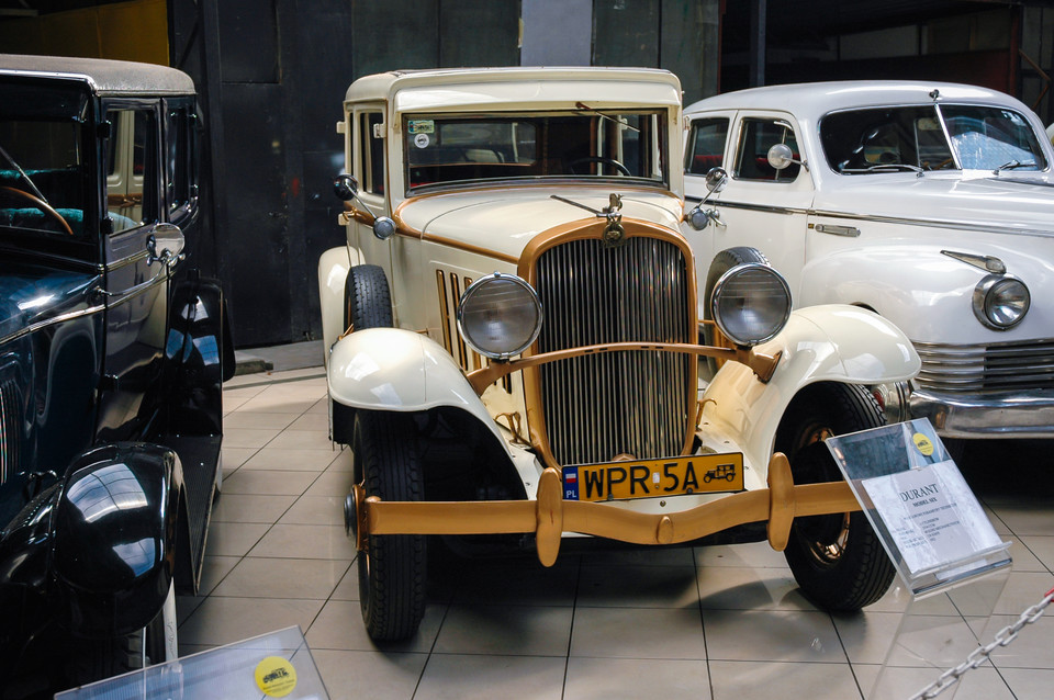 Muzeum Techniki i Motoryzacji w Otrębusach (woj. mazowieckie)