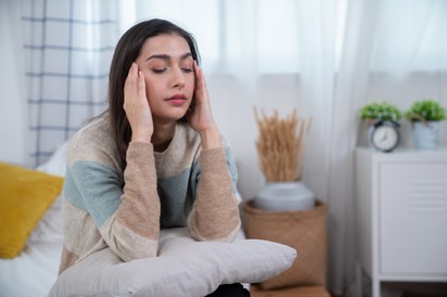 8 gyógyszer nélküli tipp fejfájás ellen