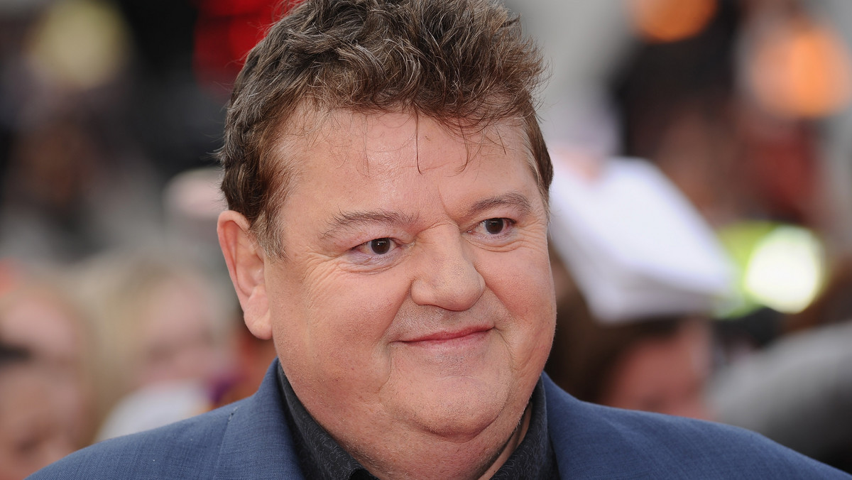 Robbie Coltrane, czyli ekranowy Hagrid z filmów o "Harrym Potterze", trafił do szpitala. Aktor wysiadł z samolotu w Londynie i natychmiast zabrali go sanitariusze. Nie wiadomo, jaka jest przyczyna złego samopoczucia aktora.