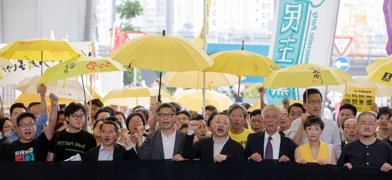 Rewolucja parasolek w Hongkongu. Protestowali w obronie demokracji, teraz idą do więzienia