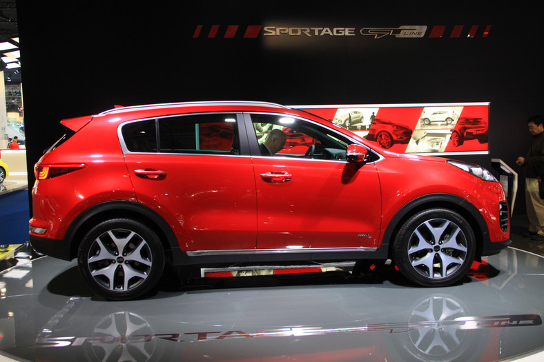 Kia Sportage (Frankfurt 2015)