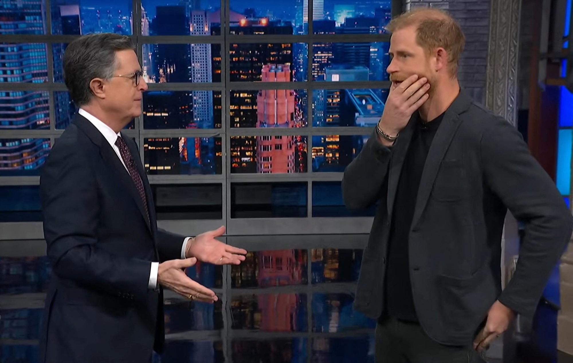 Princ Harry v relácii The Late Show komika Stephena Colberta.