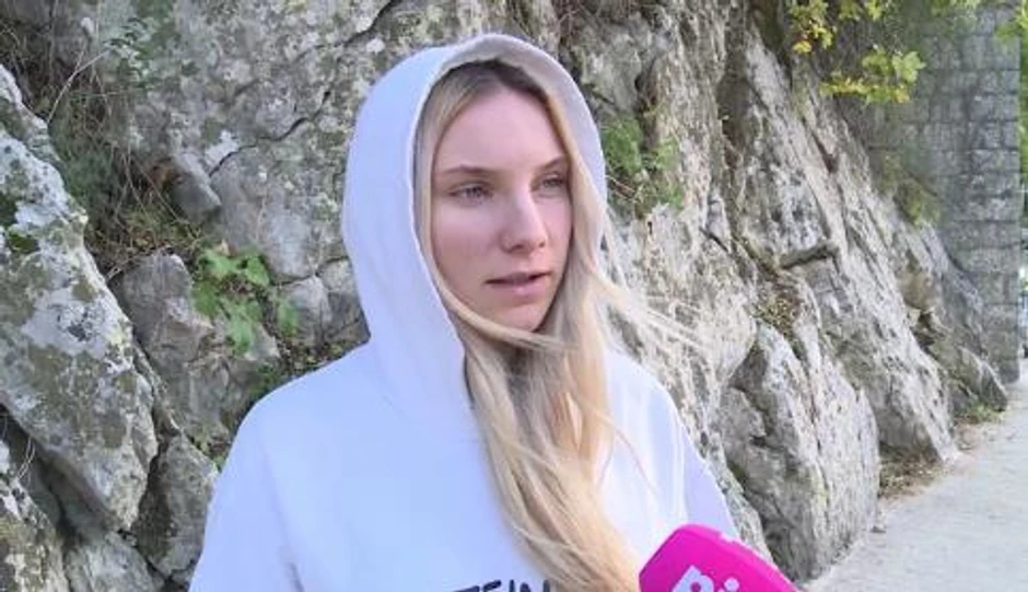 Klara, Hanina drugarica