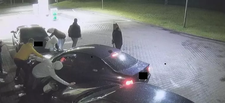 Pijany driftował BMW po stacji benzynowej. Wjechał w dziewięć osób [Zdjęcia]