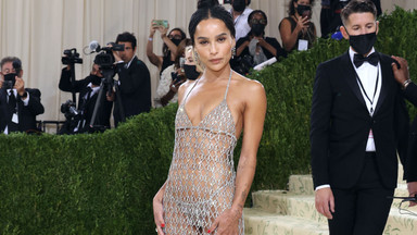 Zoe Kravitz zachwycała w oryginalnej kreacji. Spadła na nią krytyka