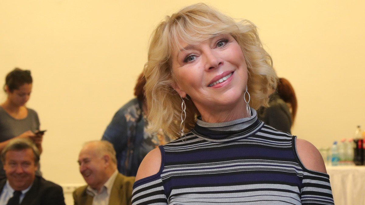 Nyertes Zsuzsa még mindig dögös, 65 évesen is bevállalja: „Ez egyfajta magyar nagymamasztriptíz”