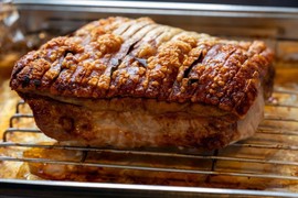 Ove vrste mesa NIKAKO SE NE JEDU za Srpsku novu godinu: Postoji STROGO pravilo koje svaki DOMAĆIN mora ispoštovati