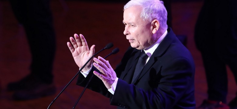 Konwencja PiS w Katowicach. "My nie będziemy w garniturach na plażach zawracać głowę odpoczywającym Polakom"