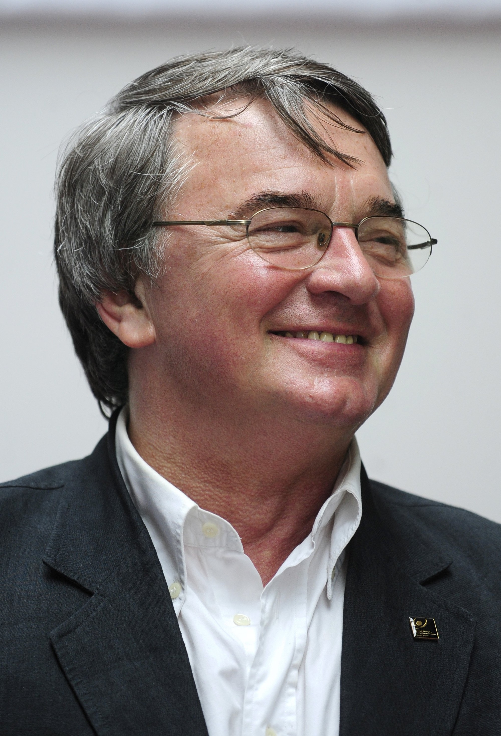 Vo veku 77 rokov zomrel Vlastimil Harapes.