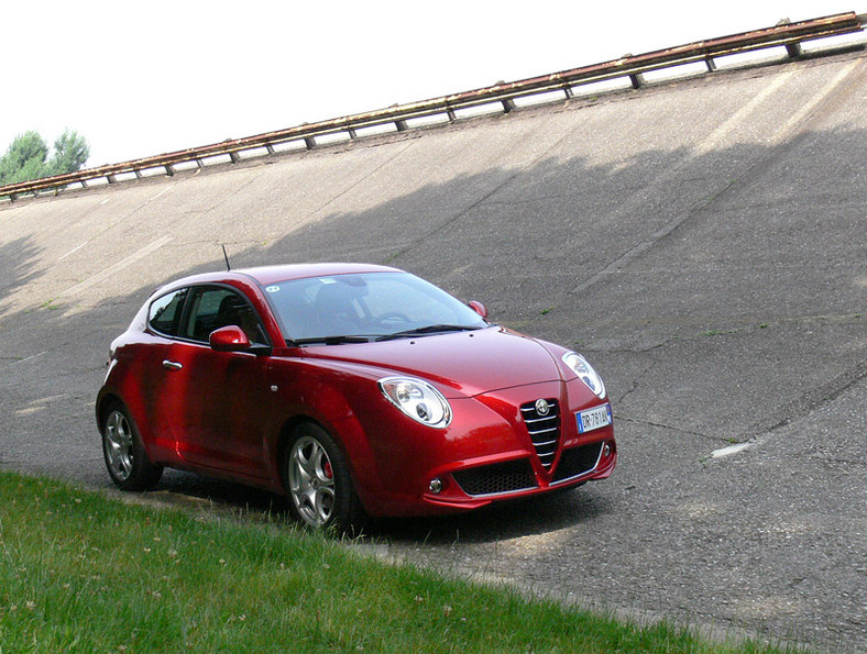 Alfa Romeo MiTo z tytułem Auto Europa 2008