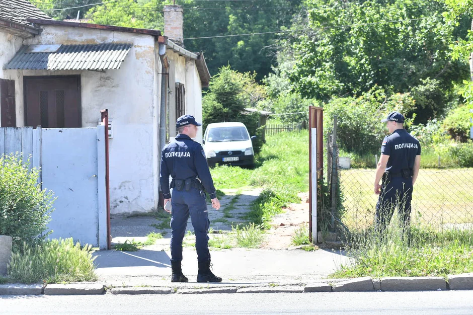 Kuća u kojoj je sin zakopao oca