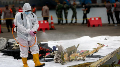 Indonéz repülőgép-baleset: három nappal a katasztrófa előtt kapott alkalmasságit az utasszállító