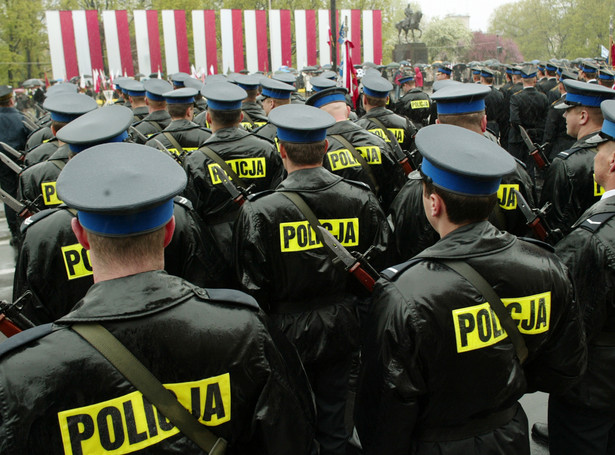 Policjanci obrazili się na Sejm