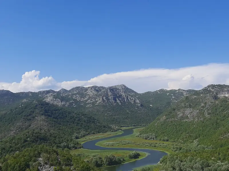 Wakacje w pandemii: Macedonia, Albania i Czarnogóra. &quot;Sporo turystów z Polski&quot;