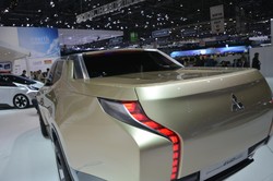 Nowy pikap z rewolucyjnym napędem! Zobacz mitsubishi concept GR-HEV