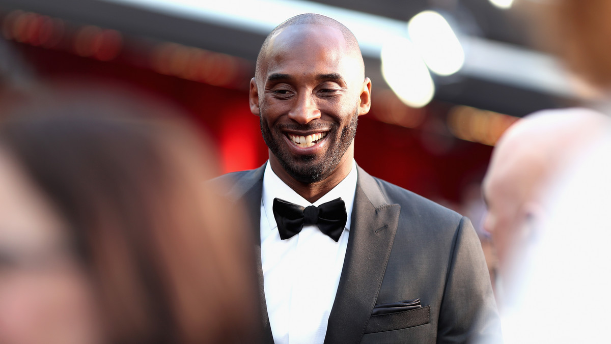 Kobe Bryant, słynny koszykarz, a także laureat Oscara, zostanie uhonorowany pośmiertną nagrodą Los Angeles Area Emmy Governors Award — ogłosiła Akademia Telewizyjna.