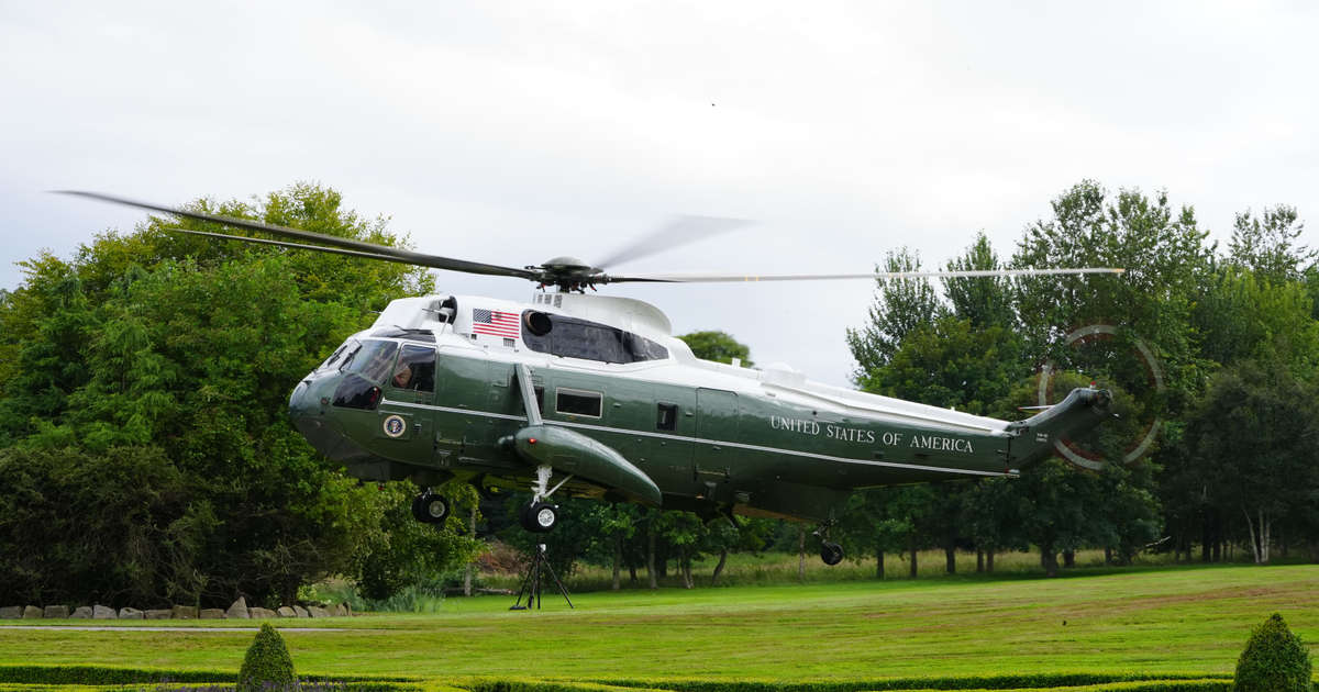 Marine One diverted to Luton after hydraulic issue