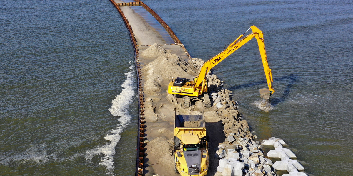 Budowa kanału żeglugowego ma zakończyć się w połowie przyszłego roku.