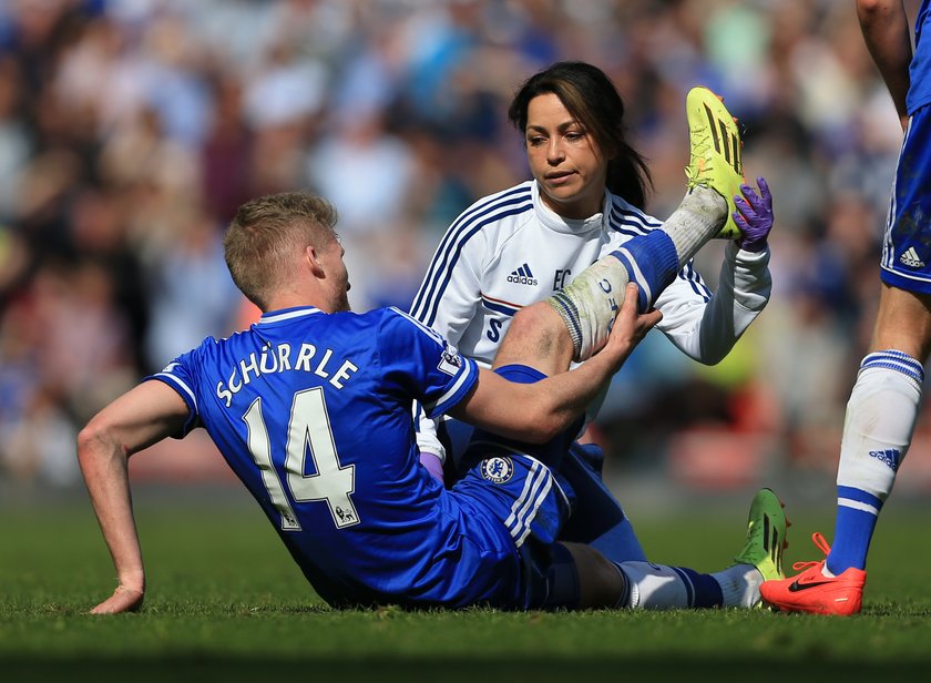 Jose Mourinho odsunął od drużyny piękną lekarkę Evę Carneiro