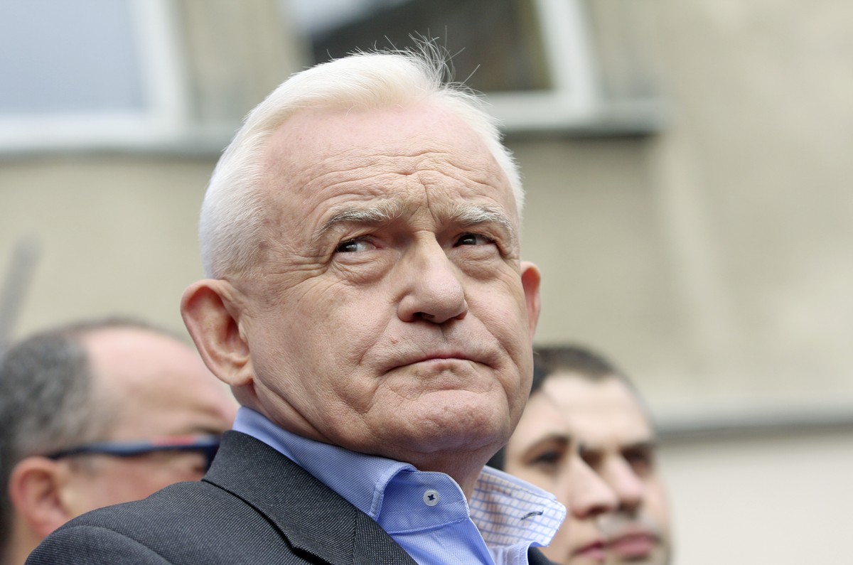 Leszek Miller: „Dajmy sobie spokój z oczekiwaniami, że Financial Times znów nas pochwali”