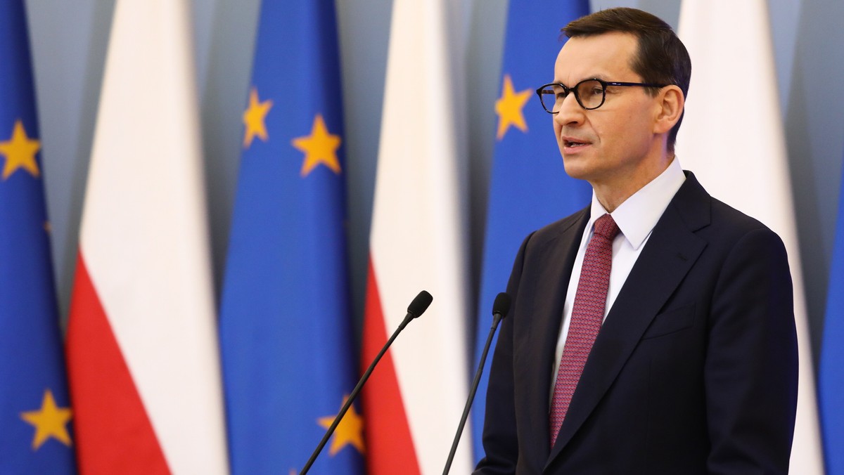 Mateusz Morawiecki i obligacje. Wiemy, ile zarobił premier 