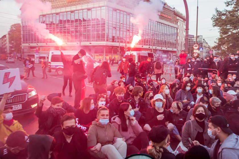 Premier zabrał głos w sprawie protestów po wyroku TK