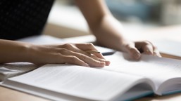 &quot;U&quot; czy &quot;Ó&quot;? Trudny quiz ortograficzny. 25/25 tylko dla najlepszych