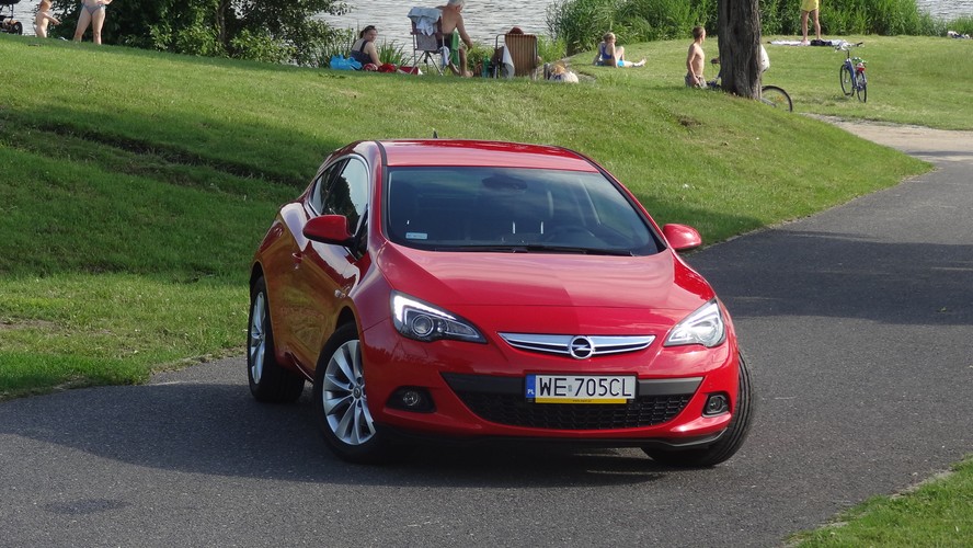 Opel astra GTC