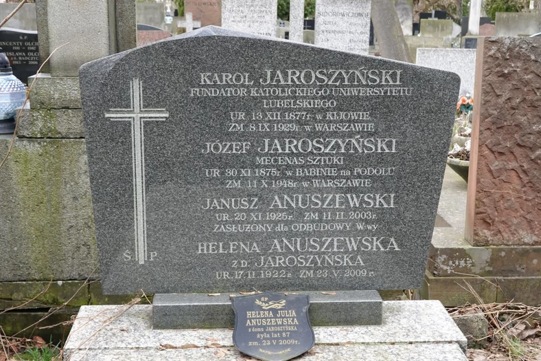 Grobowiec Karola Jaroszyńskiego na Powązkach