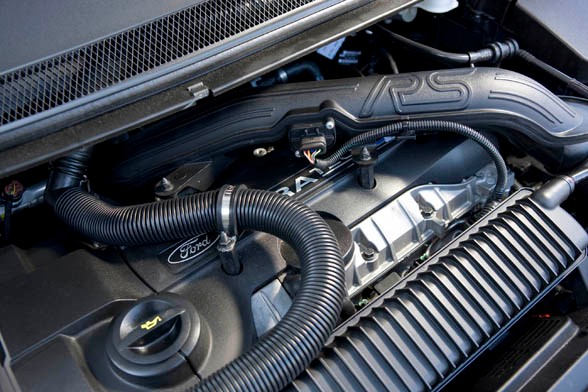 Focus RS anno Domini 2009 to 2,5 litra i pięć cylindrów w rzędzie poganianych przez doładowanie