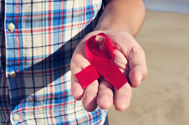 "Temat owiany wieloma mitami, niesprawiedliwymi osądami". Młodzież uczy się o HIV/AIDS