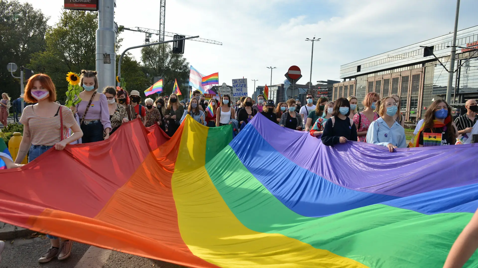 Żeby zrozumieć miesiąc tęczowej dumy, trzeba najpierw zaznać tęczowego wstydu