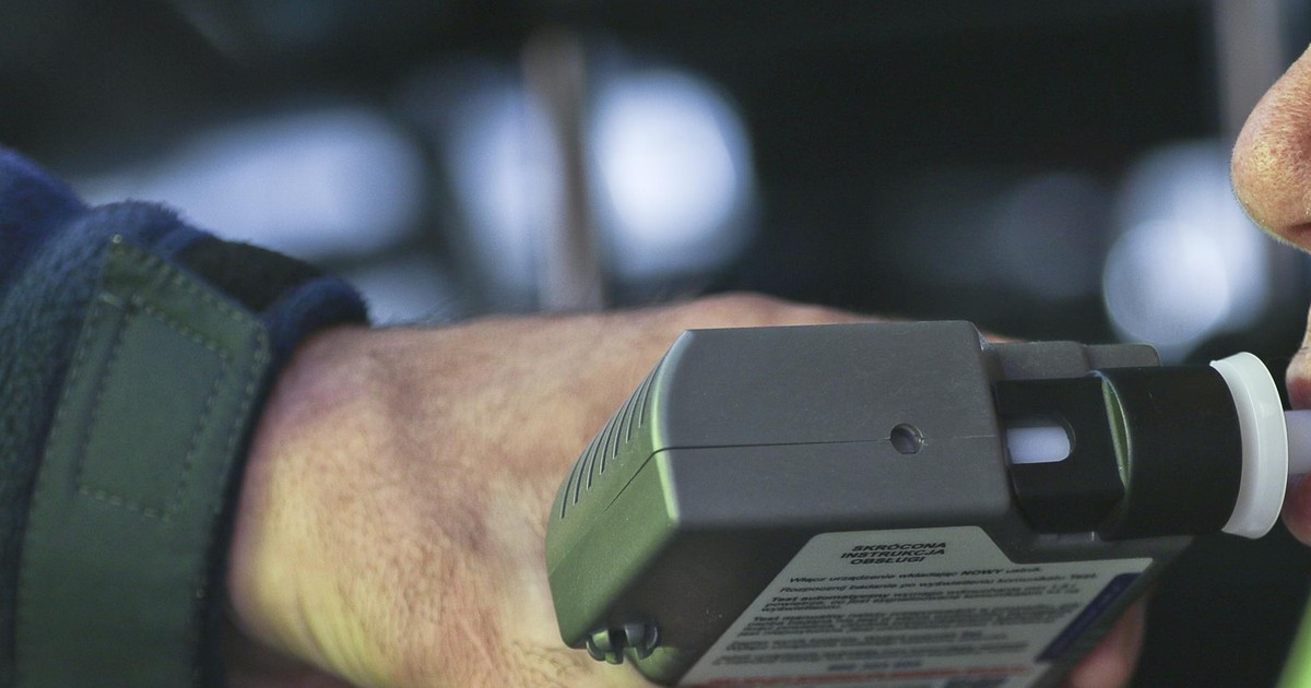 Prosił policjantów, by "dmuchnęli za niego". Zachowanie pijanego prokuratura wyszło na jaw