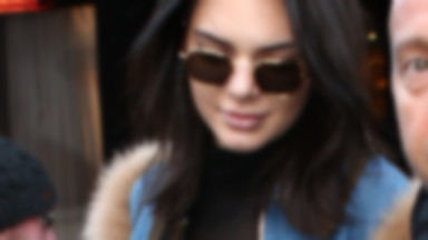 Kendall Jenner zaświeciła biustem. Przesadziła?