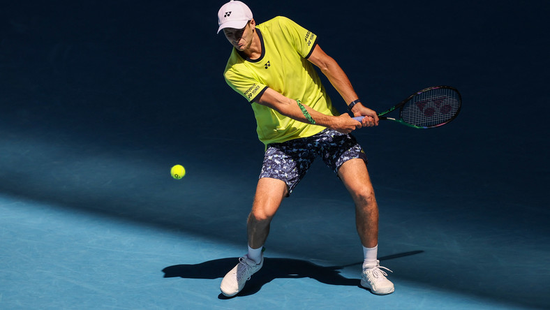 Prawo serii Huberta Hurkacza! Fizyczne zwycięstwo na otwarcie Australian Open